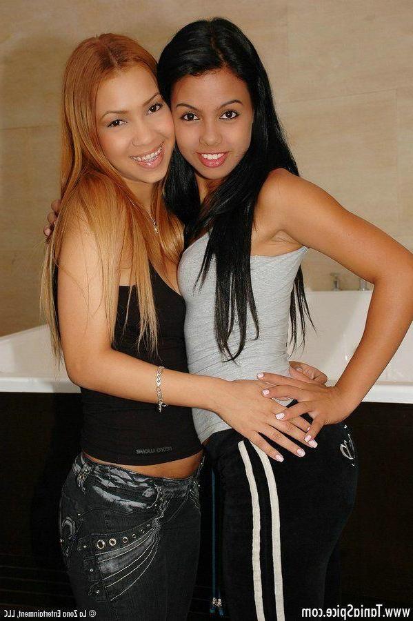 13P Pictures of Tania and Gigi fucking each other