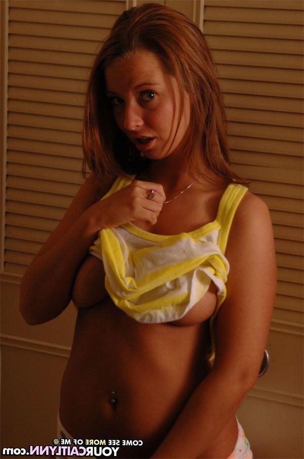 15P Pictures of teen amateur Your Caitlynn teasing with her cuteness