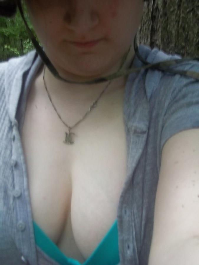 18P American Teen From,SmutDates.com