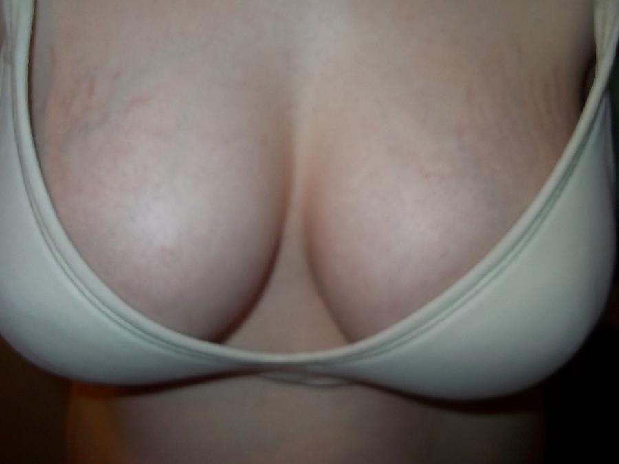 18P American Teen From,SmutDates.com