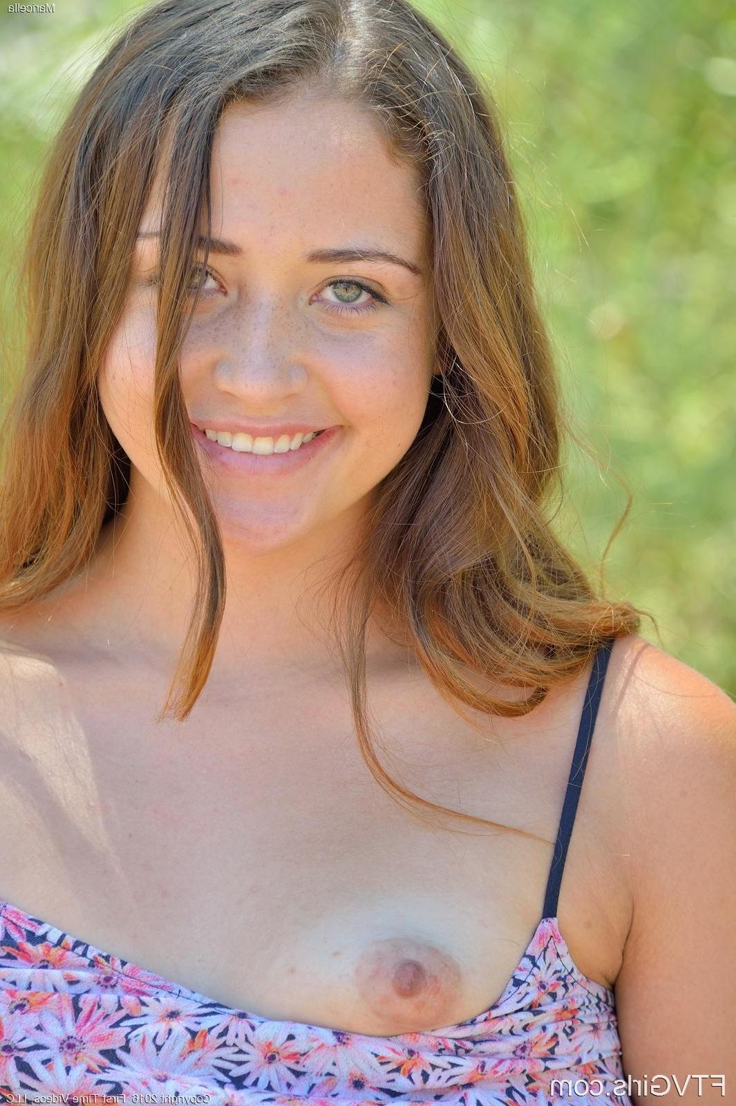 15P Brunette Maricella teases with her long legs while masturbating
