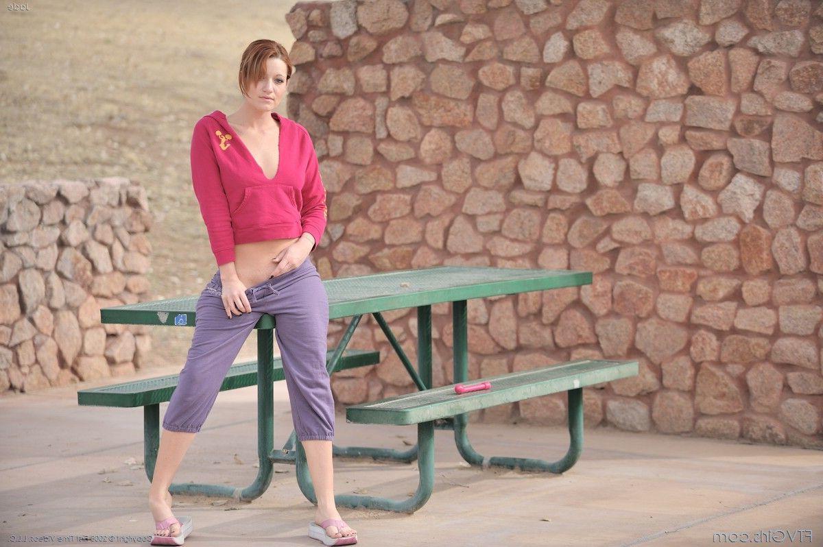 20P Pictures of Jade masturbating in public