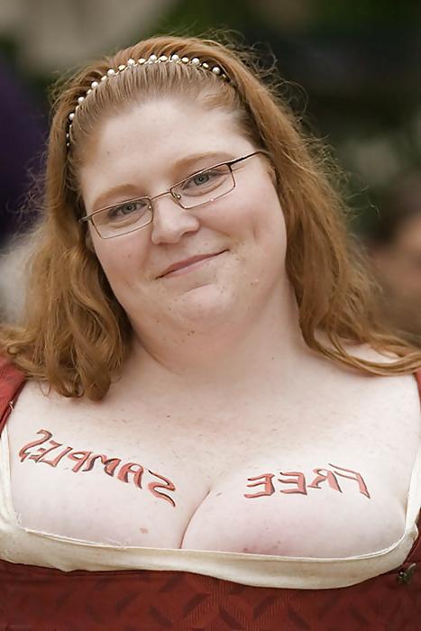 25P Ig Boobs Renaissance Fair
