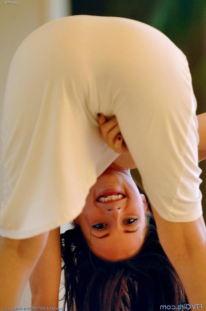 20P Pictures of Tabetha spreading for your cock