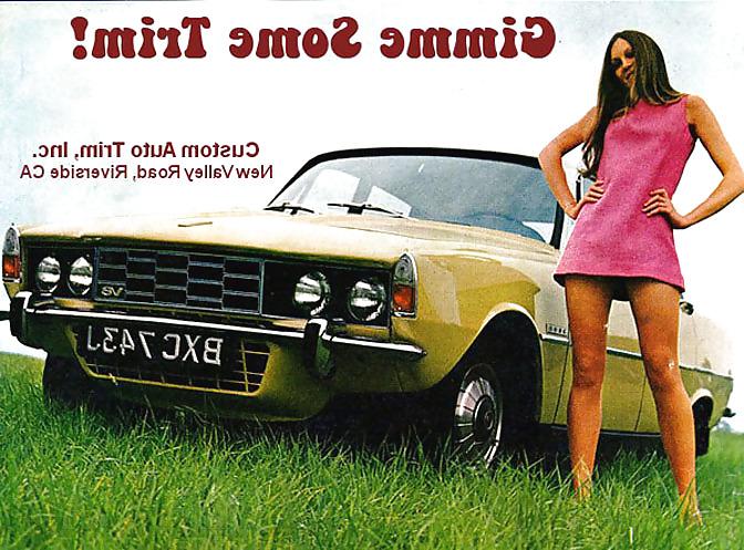25P Retro Babes with Automobiles