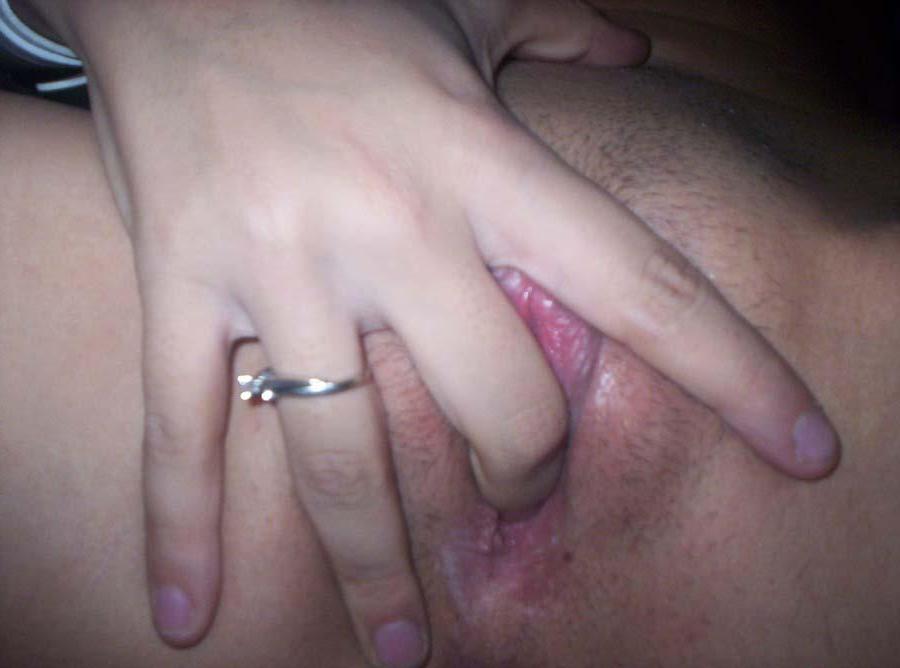 16P Picture selection of amateur naughty GFs masturbating