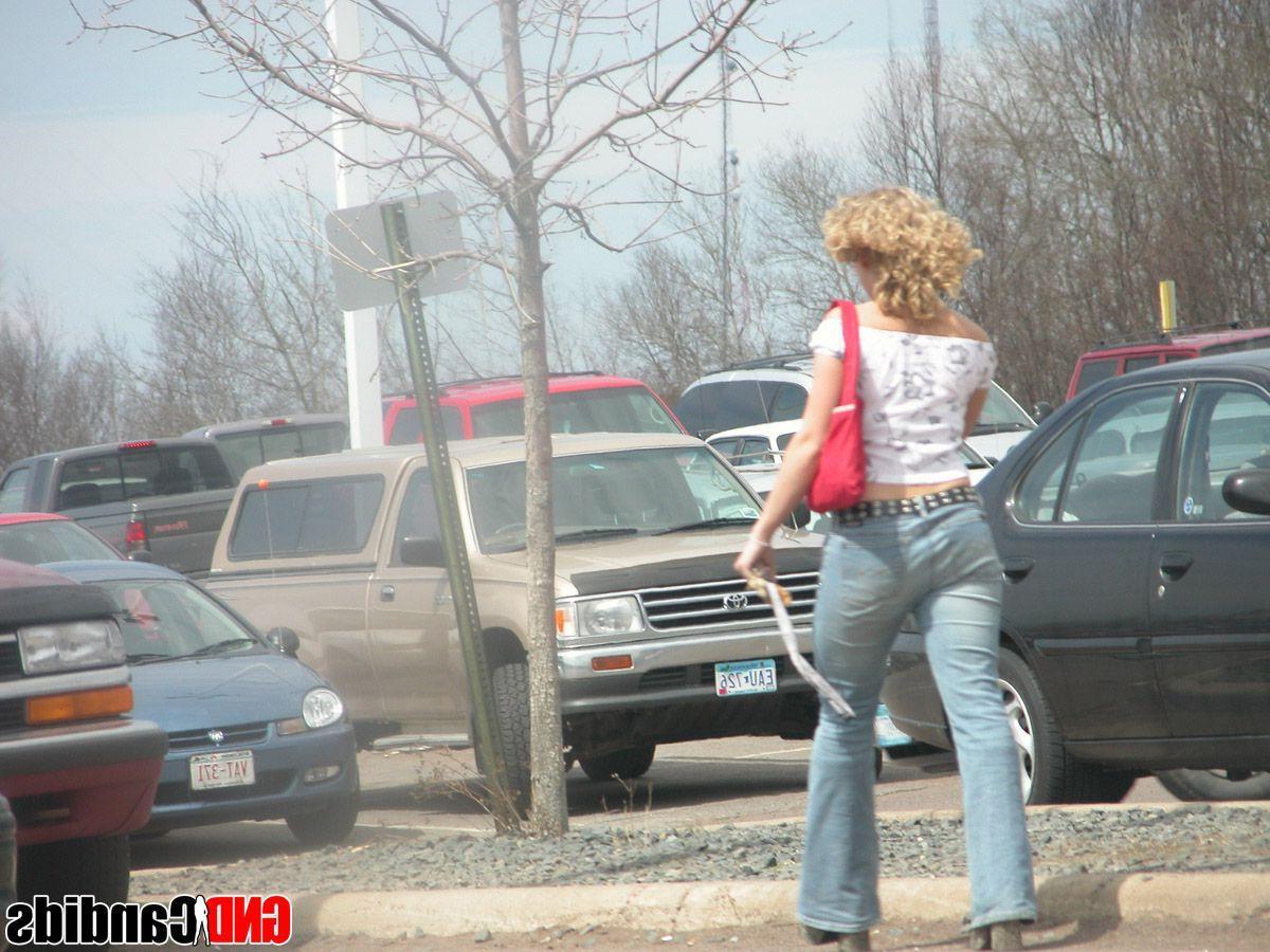 12P Pictures of candid teen girls caught in public