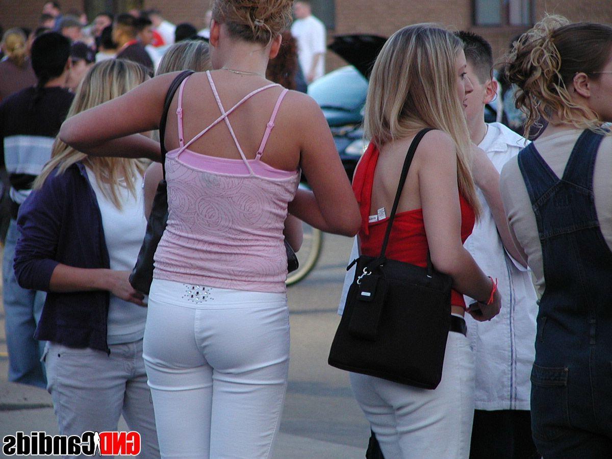 12P Pictures of hot candid teens caught on camera