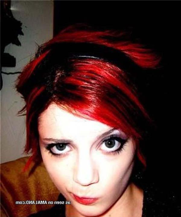 16P Photos of various hot emo GFs showing off on cam