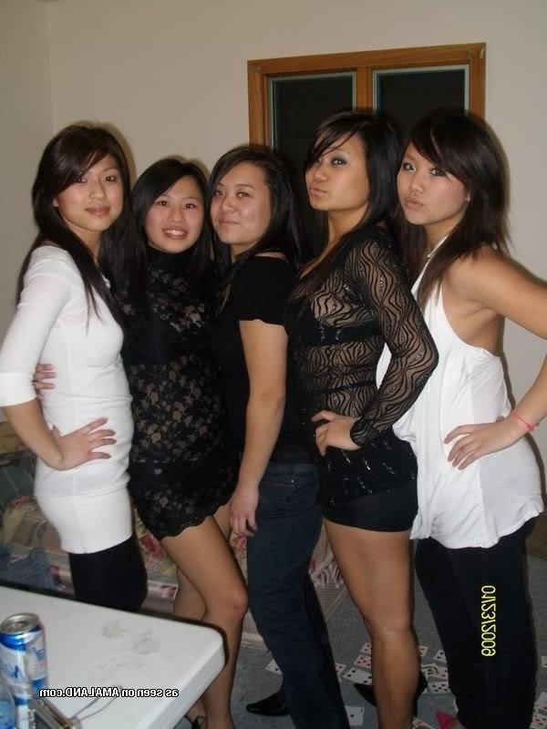 16P Pictures of a hot asian teen girlfriend caught on camera