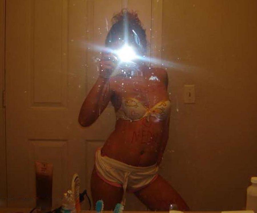 15P Petite hottie self-shooting and flaunting her hot jugs