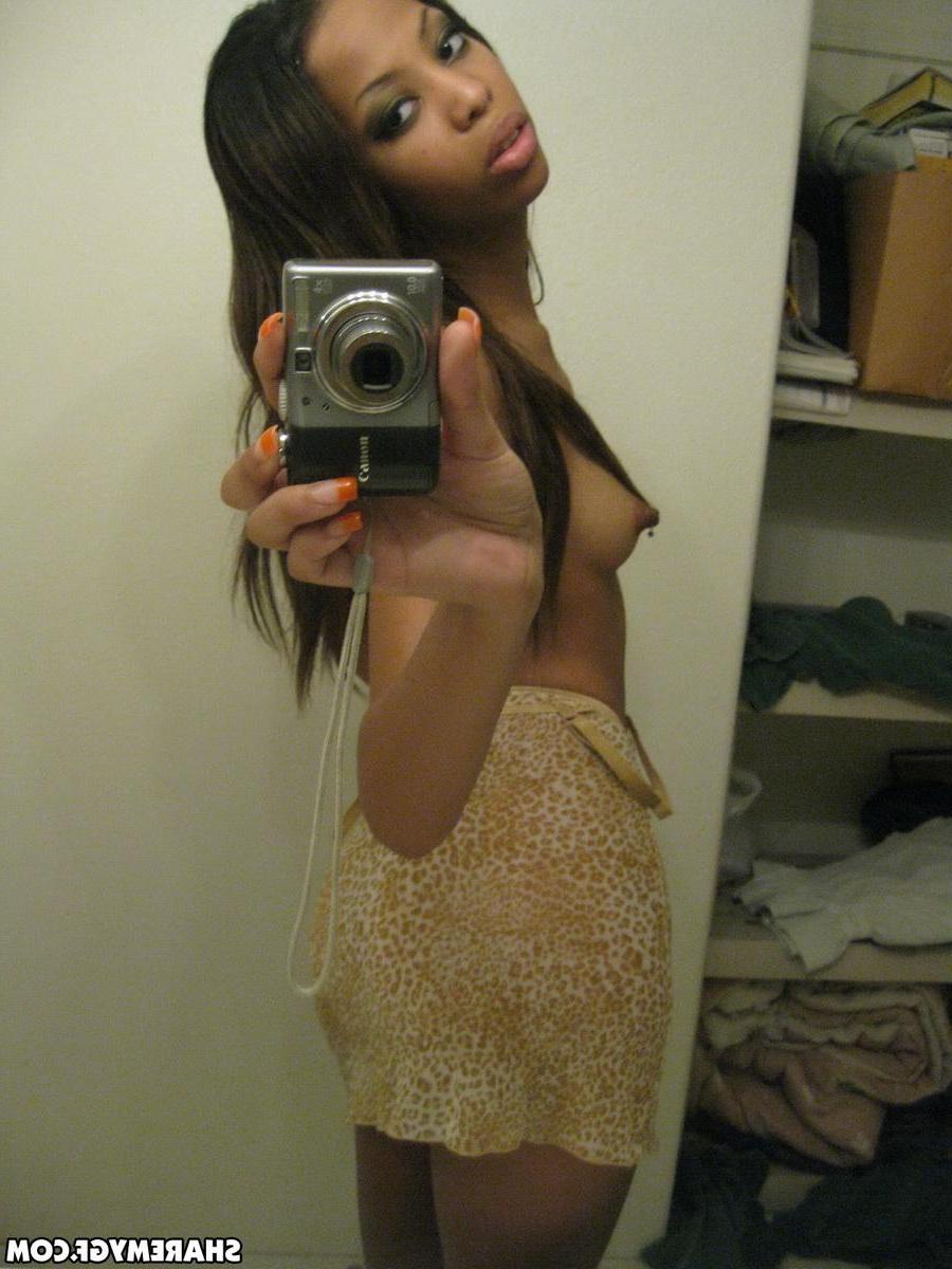 12P Sexy black girlfriend shows off her perky tits in selfshot mirror pics