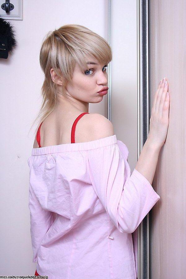 20P Pictures of teen cutie Gisele spreading in her socks