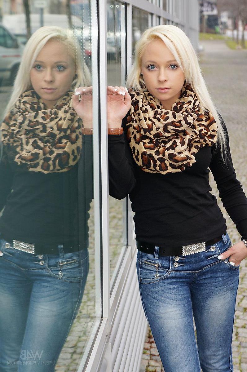 16P Blonde teen Naomi strips for you in Casting