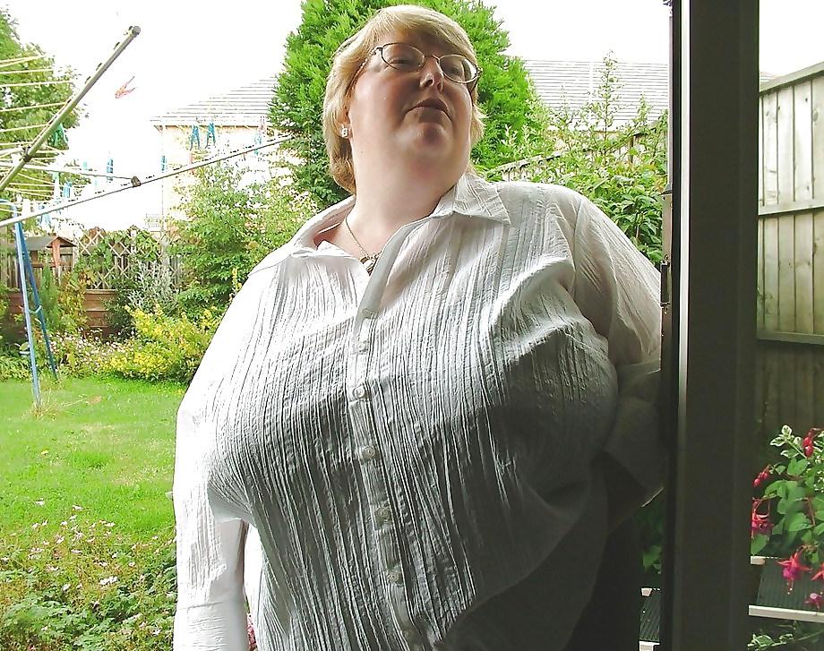 22P Do You Love Huge Tits?