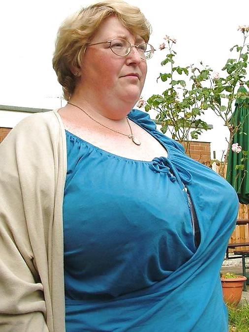 22P Do You Love Huge Tits?