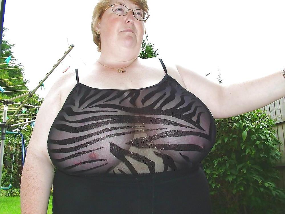 22P Do You Love Huge Tits?