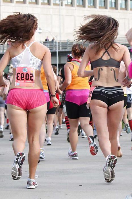 16P Sport girls ass 