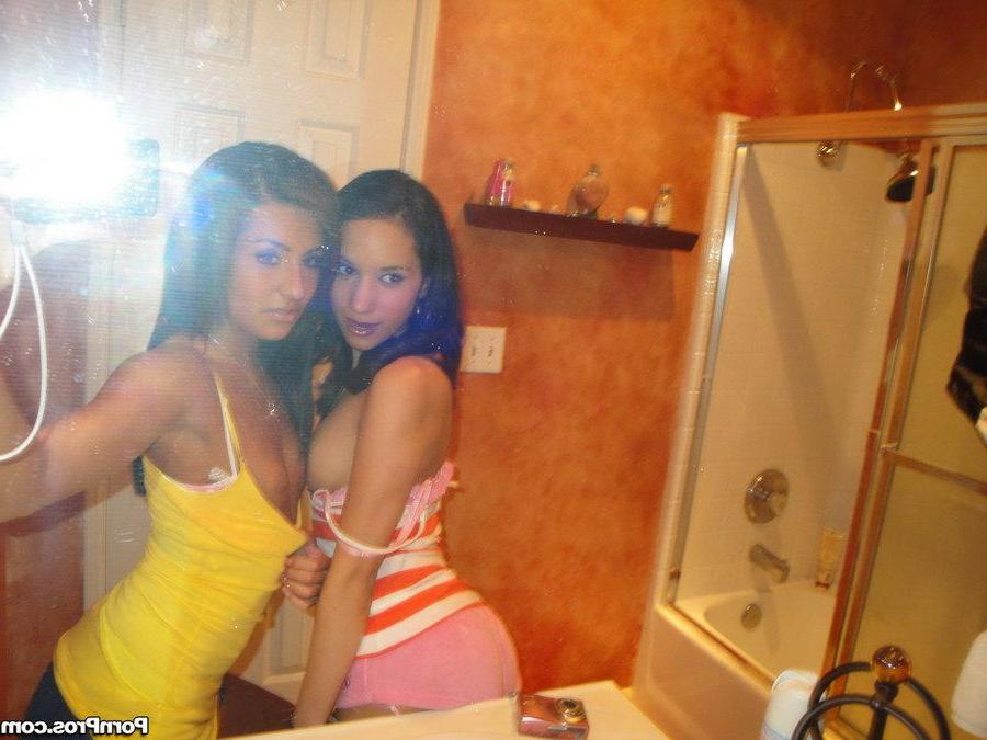 16P Two hot coeds give a crazy threesome