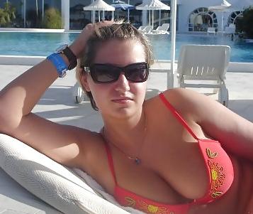 25P Russian alxendra's Boobs..comment plz