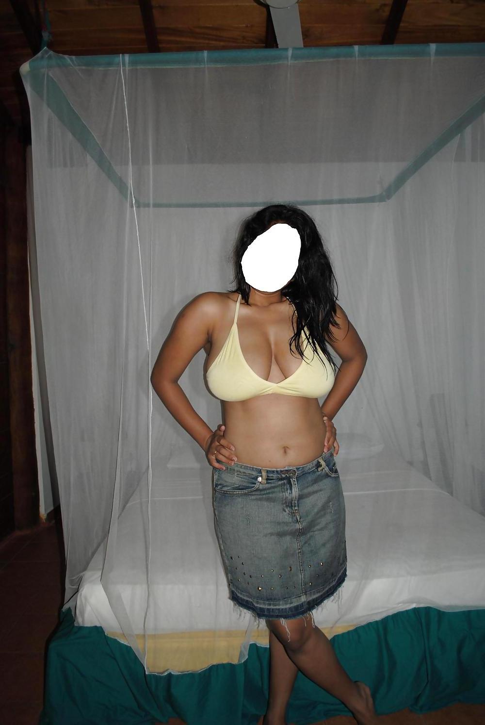 25P Hot Indian Pics