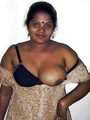 25P Pakistan and indian women