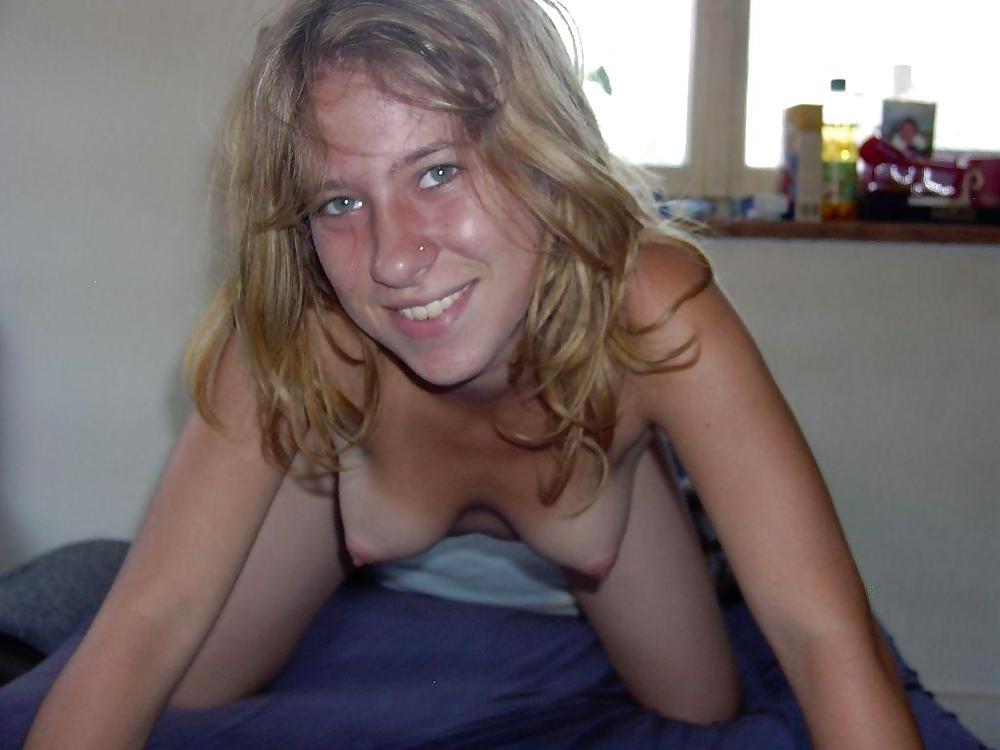 25P SWEETIE WITH SMALL TITS