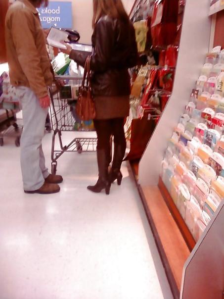 25P Girls in boots
