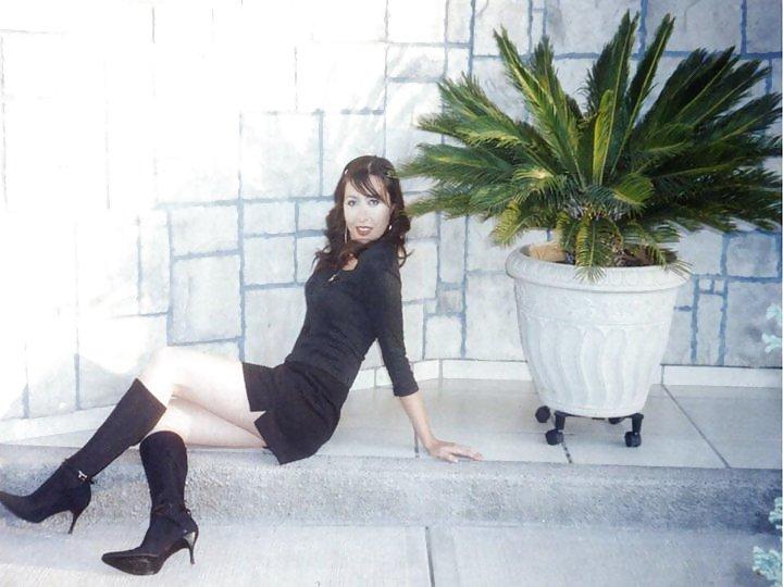 25P Girls in boots