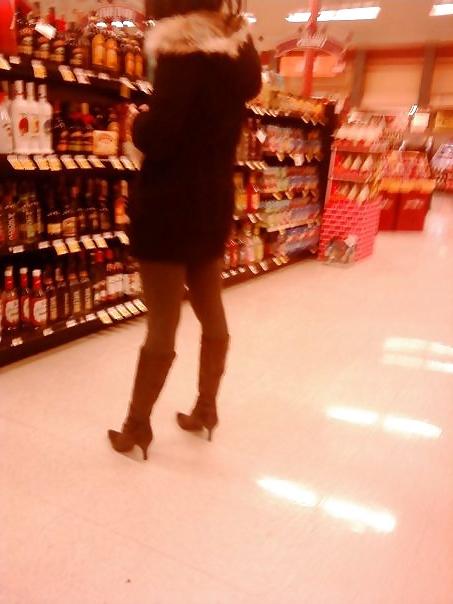 25P Girls in boots