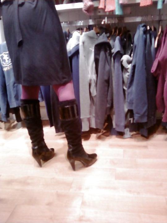 25P Girls in boots