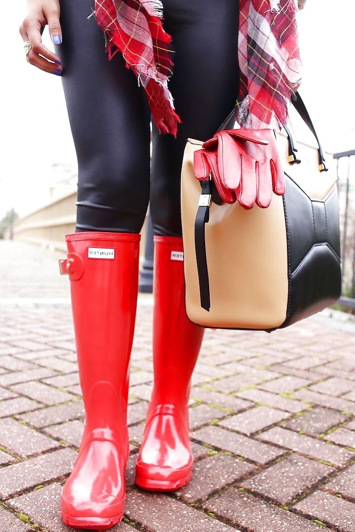 16P Boots