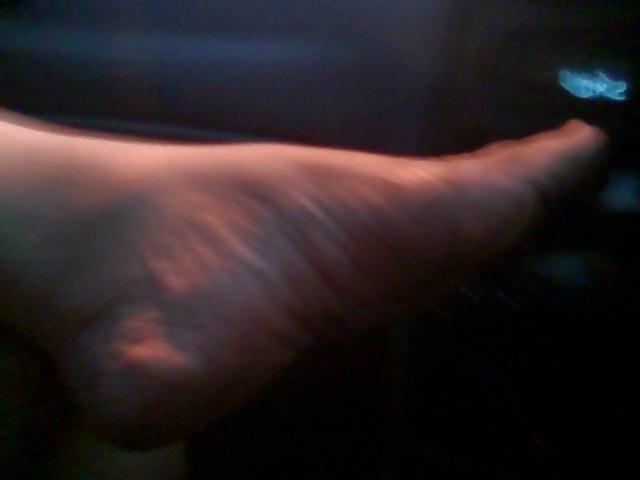 9P Egyptian feet