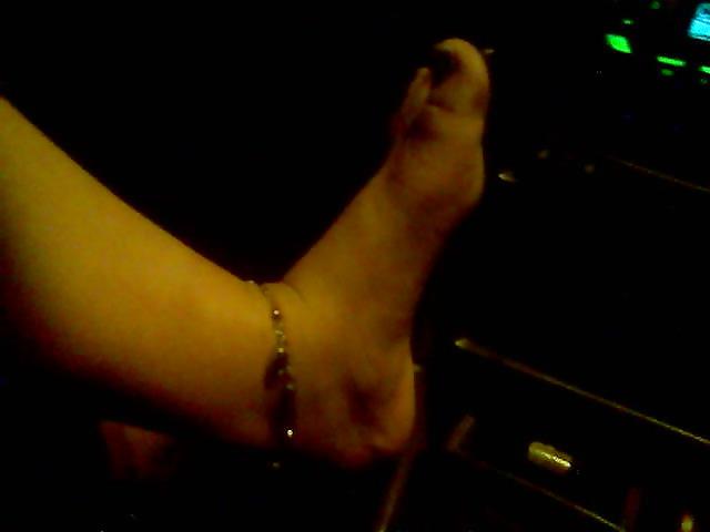 9P Egyptian feet