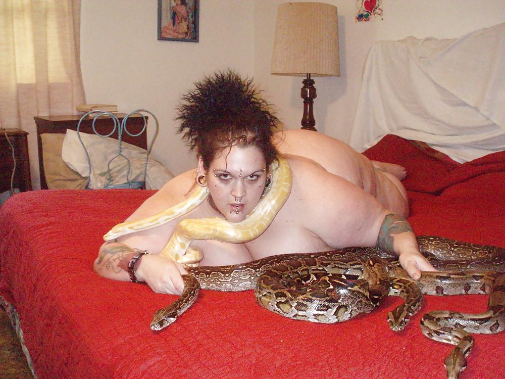 7P Goth Fatty SSBBW