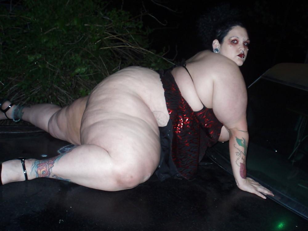 7P Goth Fatty SSBBW