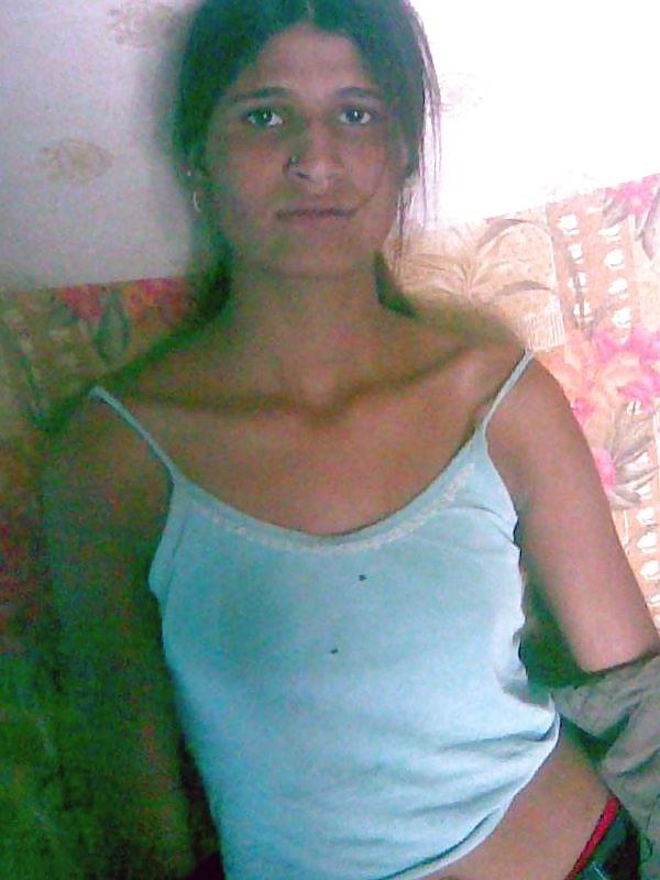 6P Indian GF's tits