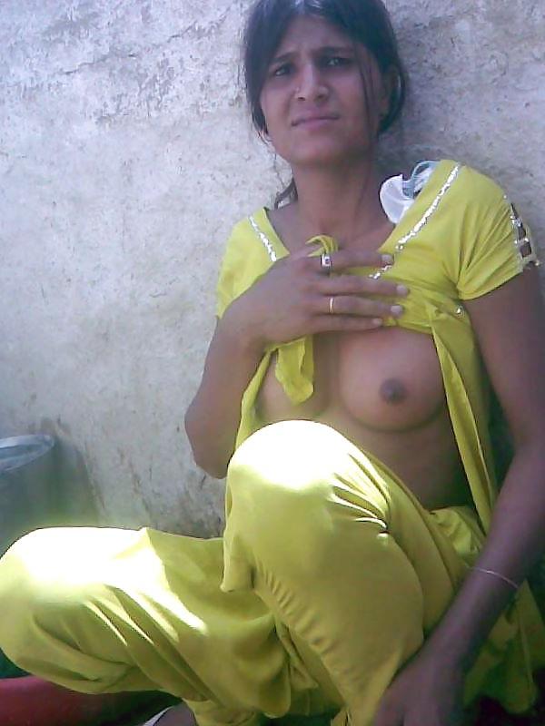 6P Indian GF's tits