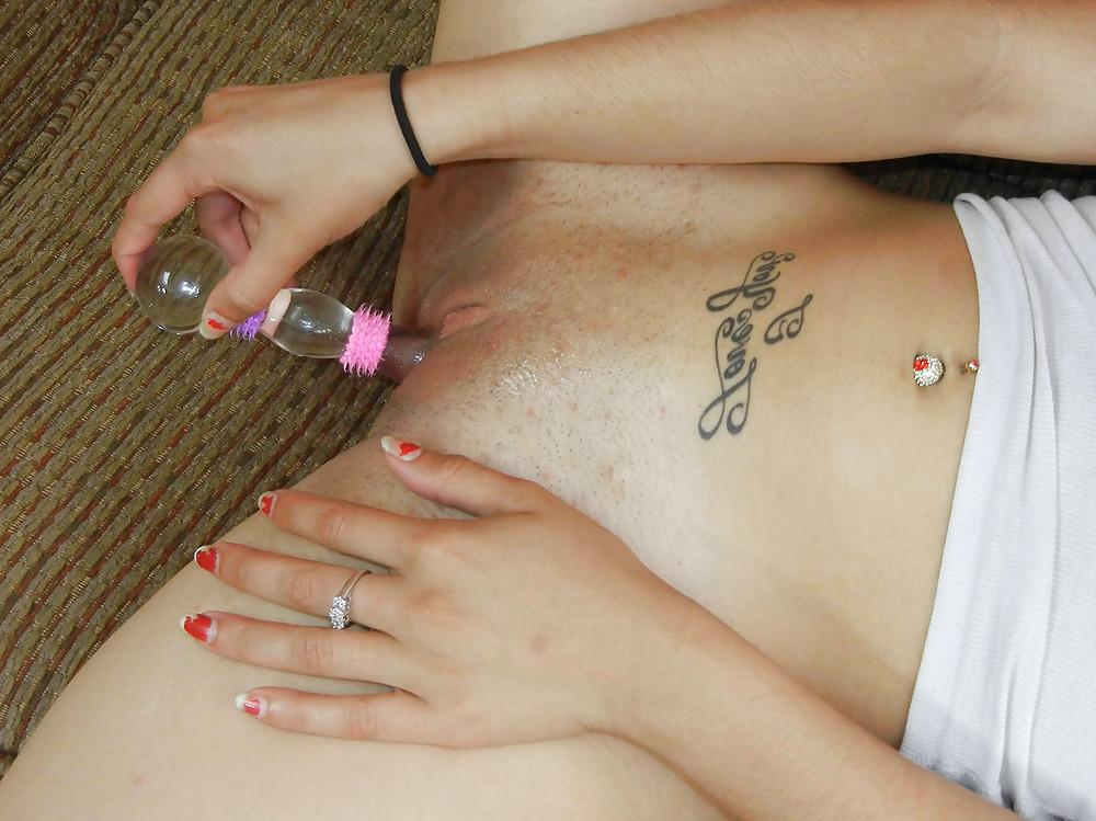 15P I TOYING MY HOLE III