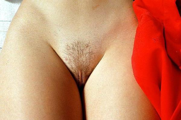 25P Babes in Panties, Close Up on Panty & Pussy Upskirt