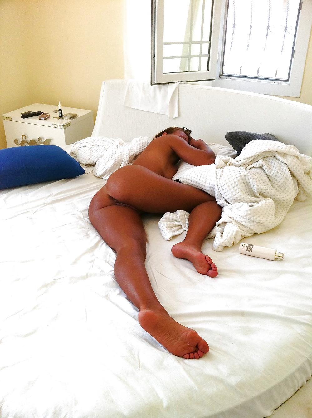 8P New amateur wife
