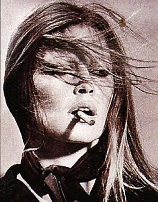 25P Bridgitte Bardow Smoking