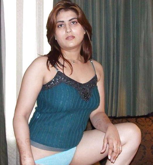 25P Hot Indian Baby Rady To Funk.