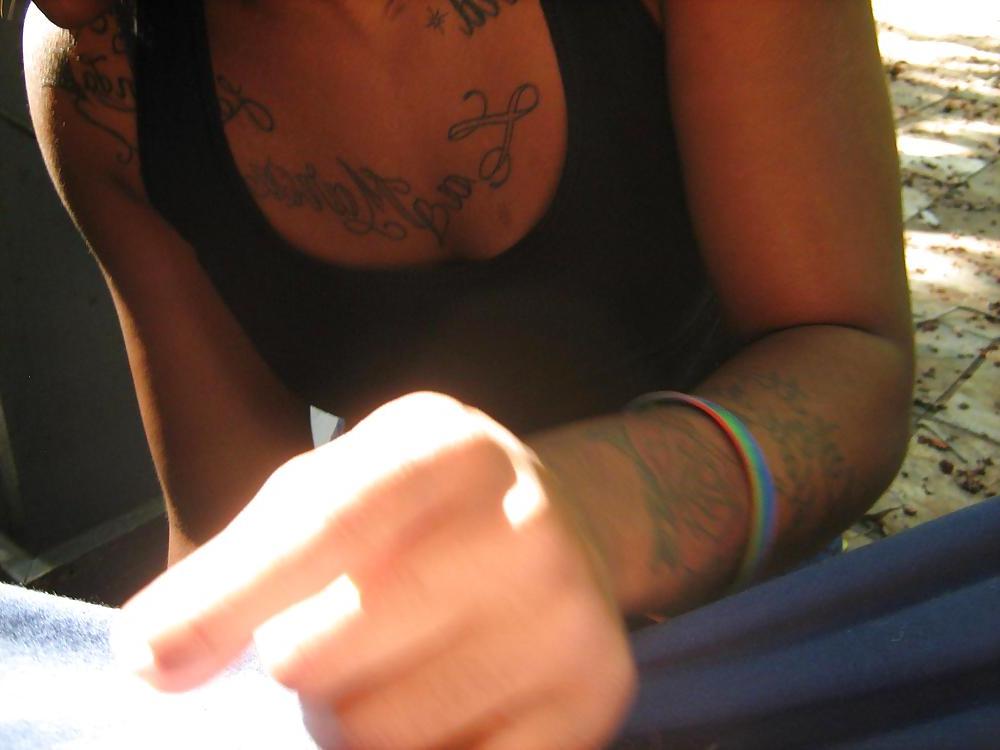 13P EBONY COCK SUCKER