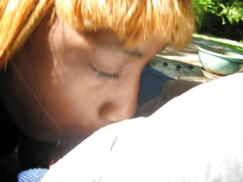 13P EBONY COCK SUCKER