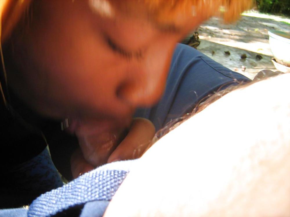 13P EBONY COCK SUCKER