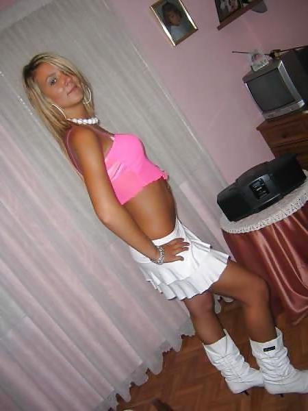 25P Hot Sluts In White Boots