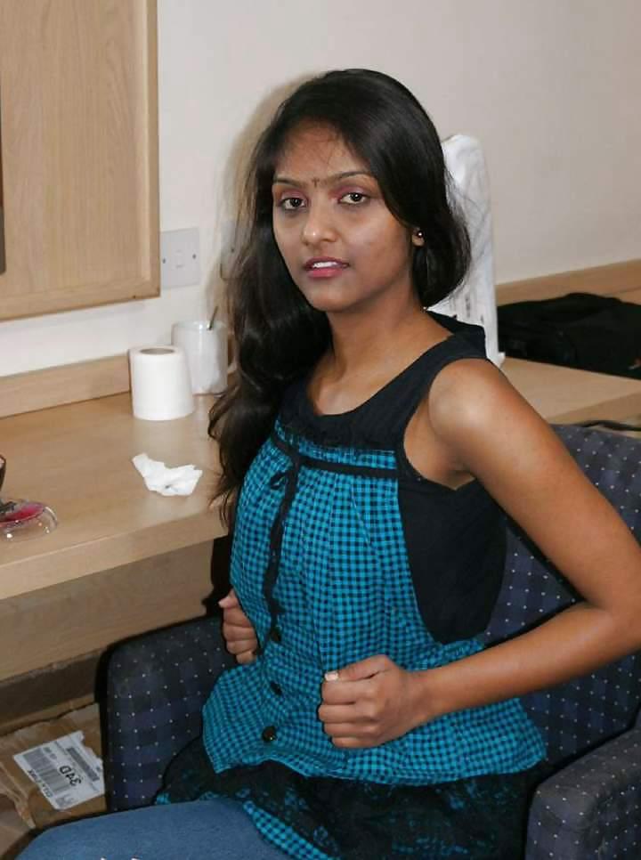 5P Indian girl striptease part 8
