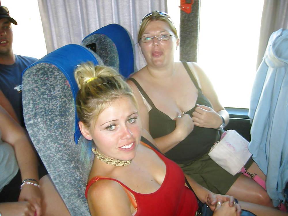 25P Cleavage and Big Boobs 1