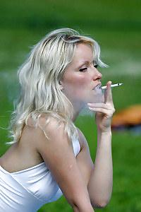 14P Smoking Blondes